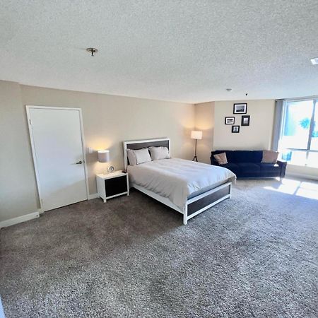 Hollywood Two Bedroom & Free Two Parking Spots Apartment Los Angeles Exterior photo